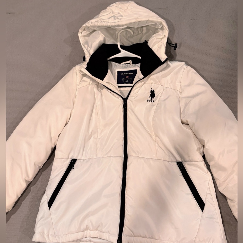 U.S. Polo Assn. white Puffer Jacket